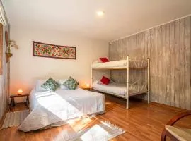 Hostal habitacion privada 2-4 personas