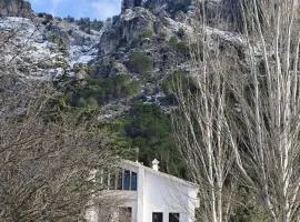 Riogazas Hostería de Montaña