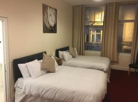 ML Lodge, hotell i Cardiff sentrum i Cardiff