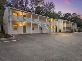 The Seabreeze Bungalow