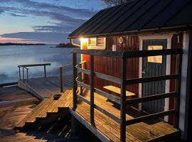 Sandvik gästhamn och camping, hotel u gradu Kökar