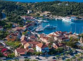 Reginas Studios & Apartments - Central Fiscardo