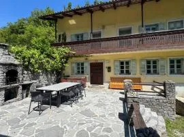 Hisa Betin 4 bedroom Holiday Home in Soca Valley