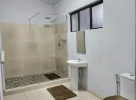 Mondesir Estate - NR3
