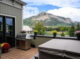 Academy Place | Glacier Lily Penthouse