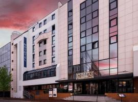 Novotel Paris Suresnes Longchamp, hotel en Suresnes