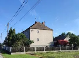 Ferienhaus mit alten Scharm
