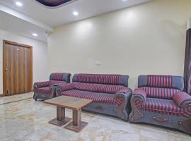 Hotel O SKS Grand Luxury Rooms near by Nagole x Road and Bandlaguda, מלון בUpal