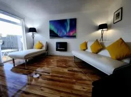 Chill On Loch Lomond - FREE LOCAL TRAVEL