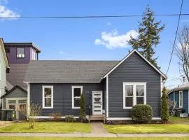 Beautiful 3-bedroom house in wonderful Bellingham for your getaway