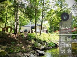 Le 88 Howard - Spa Sauna River & Cute Bridge, hotel a Mansonville