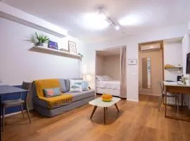 Studio perto da praia SOL, ar condicionado, estacionamento