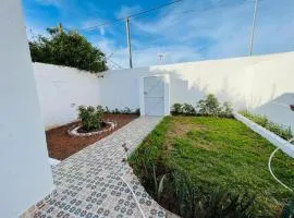 Petit villa centre harhoura Près de la plage