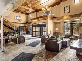 Glacier Mountaineer Lodge, hotel a Golden