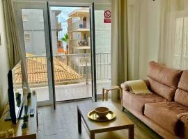 Spacious Apartment Right Next to Miramar Beach