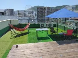 Rooftop Camping Nagasaki-遊べるホステル-Seven-eleven3min