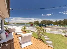 Villa Lola Lakefront Comfort