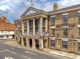 Mercure Salisbury White Hart Hotel & Apartments, hotelli kohteessa Salisbury