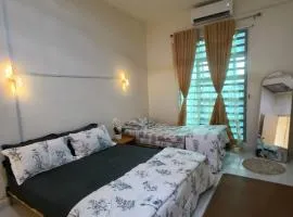 D' Aura Pool Homestay Melaka