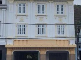 Khách sạn Hoàng Thiên, hotel i Tuy Phươc