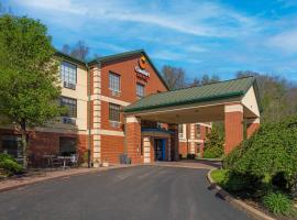 Comfort Suites Pittsburgh Airport, hotel en Coraopolis