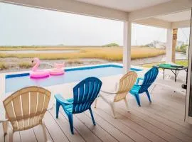 Lagoon-Front Villa Entire space for one group per day, with pool, sauna, dog run, and BBQ