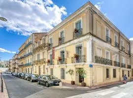 Hôtel D'Aragon - Place de La Comédie -