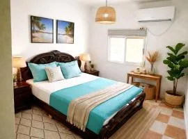 Cozy Host House with 2 air conditioned rooms