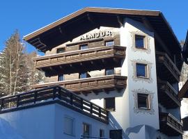Hotel Garni Almjur, hotel i St Anton am Arlberg