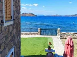 Aura Seaside Apartments