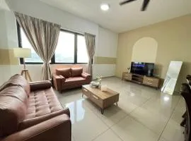 S2 KD 2-12 pax 3 min to giza and sunway medical