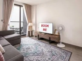 Free housekeeping visits during your stay - StayShort - Dubai South 1BR sleeps 4