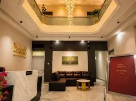 Regal Retreat