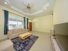 Nan's 2 Bedroom House
