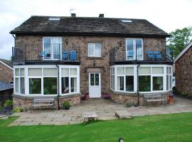 Shallcross Hall Cottage - Goyt, Hotel in Taxal