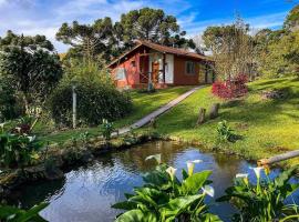 Chalés Lá na Roça, hotel i Gonçalves