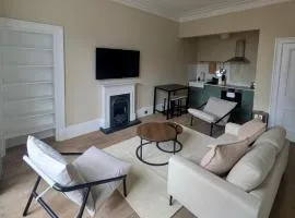 Modern Flat - Main St, Campbeltown
