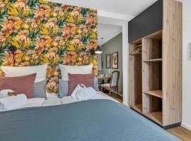 Design Studioapartment, Parking, Wifi, Küche, Zentral in Holzkirchen by BALANCED