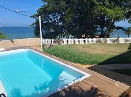 Casa 4 quartos, 2 suítes, piscina e acessibilidade - Frente para a lagoa