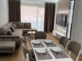 Skyline Apartment