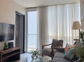 The Beach Suite at The Mactan Newtown, hotel i Lapu Lapu City