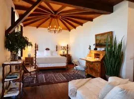 La Rayuela Suites Boutique