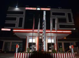Viesnīca Hotel KTHELLA pilsētā Rrëshen