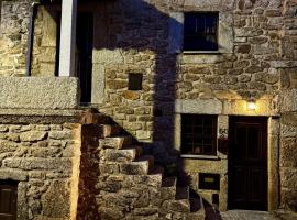 Casa D Dinis, Hotel in Alfaiates