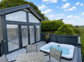 Ty Poppy at Noble Court with Hot Tub