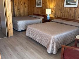 Glacier View Inn, hotel in Haines Junction