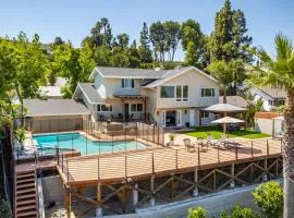 Luxe Hilltop 5BR Pool, Spa and Valley Views