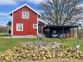 3 Bedroom Cozy Home In Broaryd