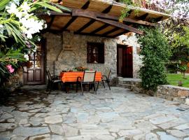 Emilio's House, budget hotel sa Agia Paraskevi