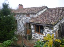 Peach Cottage – hotel w mieście La Forêt-sur-Sèvre